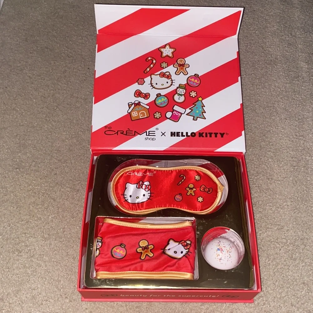 The Crème Shop X Hello Kitty Hello Holidays Spa Set